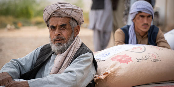 Flood-affected farmers in Afghanistan's Balkh Province receive seeds, fertilizer, farming tools and training to improve their harvests.