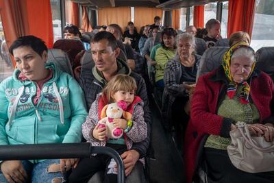 Families in transit in Zaporizhzhia, Zaporizka oblast. 