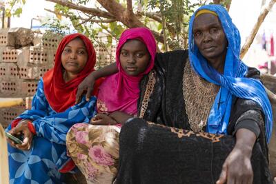 Three generations of women in Sudan