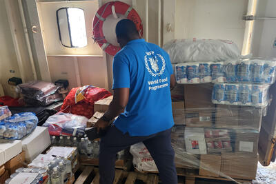 WFP joined a Government mission to transport emergency relief items to Union Island in Saint Vincent and the Grenadines to assist those affected by Hurricane Beryl.